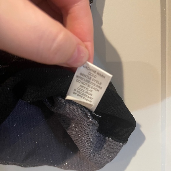 Cable & Gauge Sparkly Gray Sweater - Picture 4 of 7